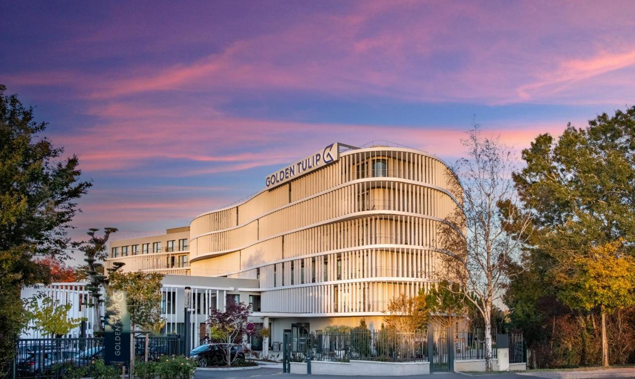 Golden Tulip Lyon Ouest Techlid Hotel & Spa Limonest Exterior foto